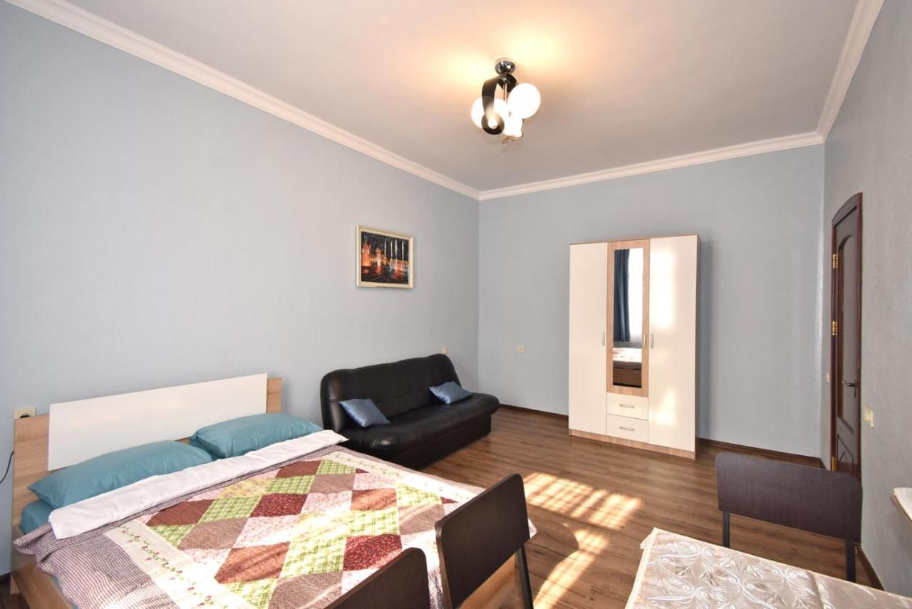 Apartment Near Sasundci Davit Metro Station Jerevan Exteriér fotografie